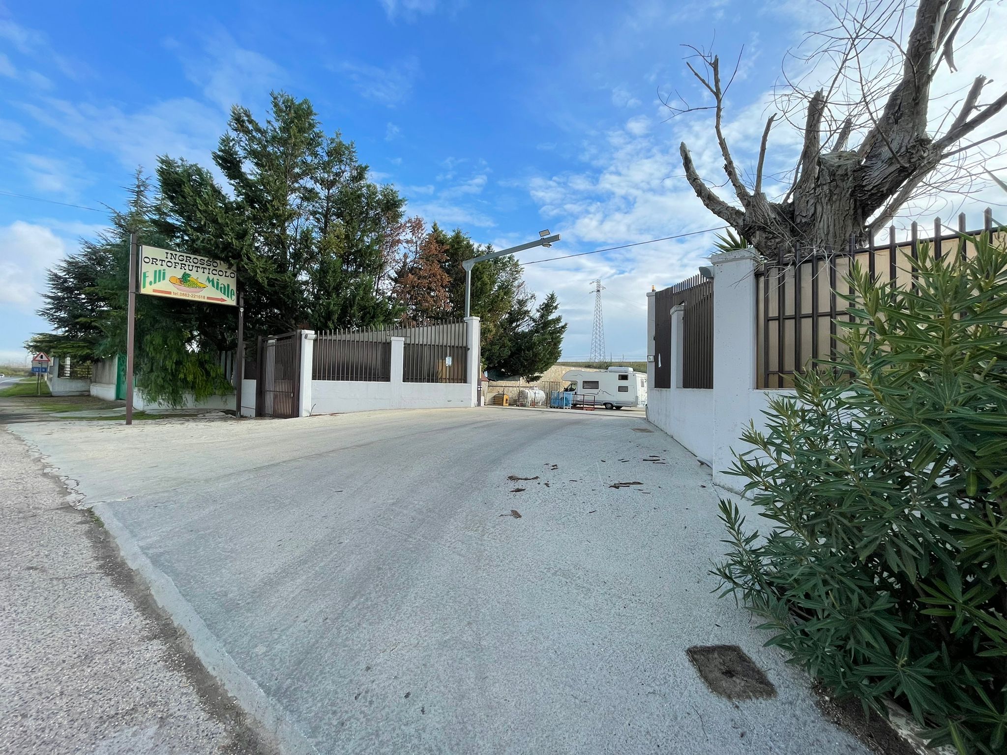 83f697df-3e75-4aec-8e2f-dcf2283fb5f0